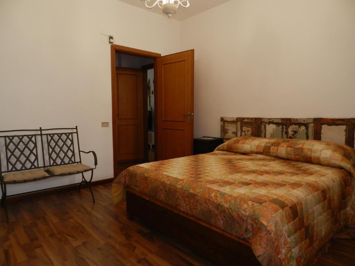 Princess House Palermo - Intero Appartamento - Мондело Екстериор снимка